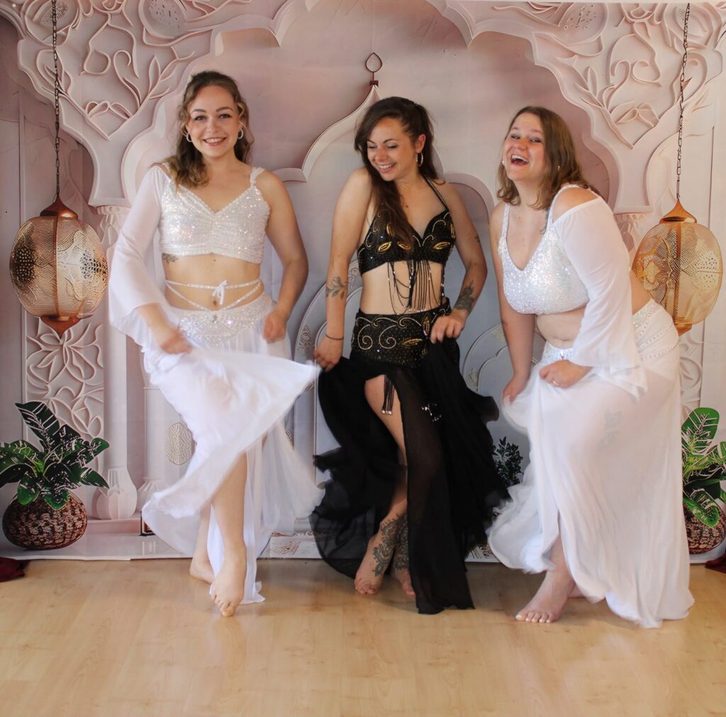 Danseuses de La Rose du Nil, cours avancé